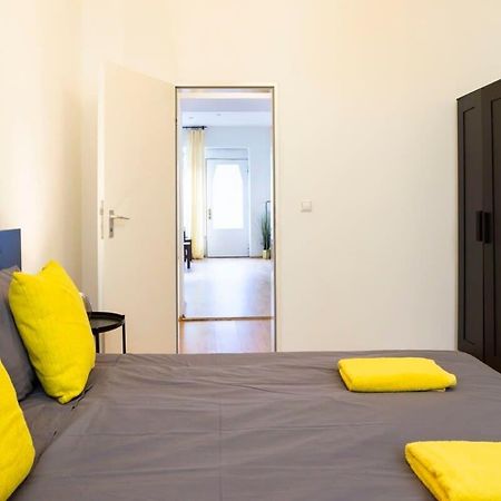 One Bedroom Apartment Berlin Neukoelln エクステリア 写真