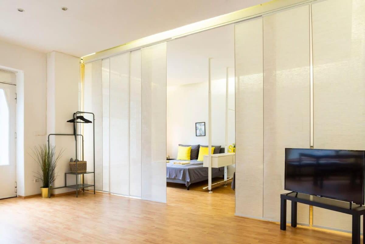 One Bedroom Apartment Berlin Neukoelln エクステリア 写真